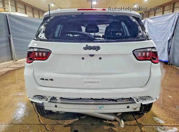 3C4NJDBN7ST617713 2025 JEEP COMPASS White Vista interior delantera