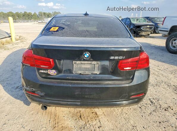 WBA8E1G58HNU13050 2017 BMW OTHER Черный Вид салона спереди