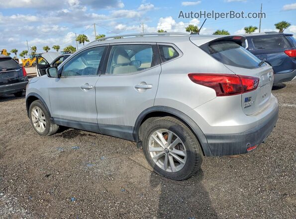 JN1BJ1CPXKW235514 2019 NISSAN ROGUE Серебряный Передняя правая четверть