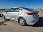 2018 Hyundai Elantra Se Серебряный vin: KMHD74LFXJU646141