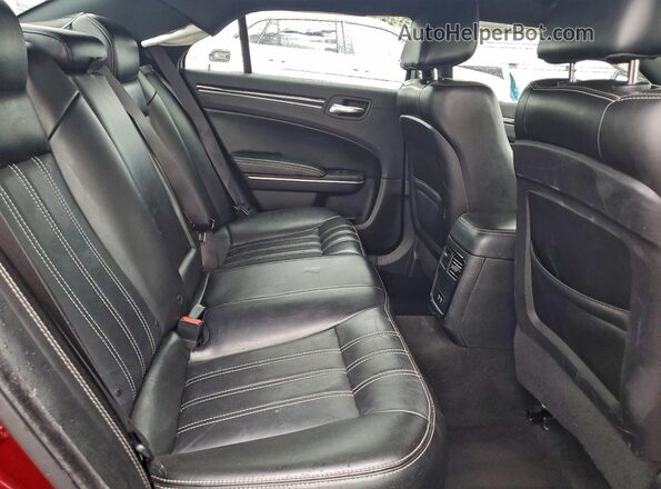 2C3CCABG5KH654015 2019 CHRYSLER 300 Бордовый Вид задней части салона