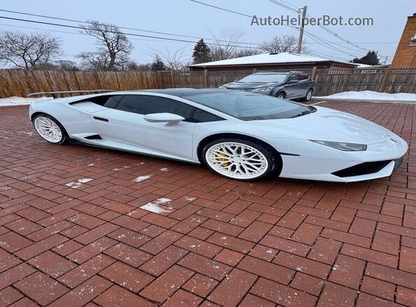ZHWUC1ZF8FLA03249 2015 LAMBORGHINI HURACAN White Przód lewy
