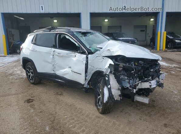 3C4NJDCN7RT110285 2024 JEEP COMPASS Белый Вид спереди