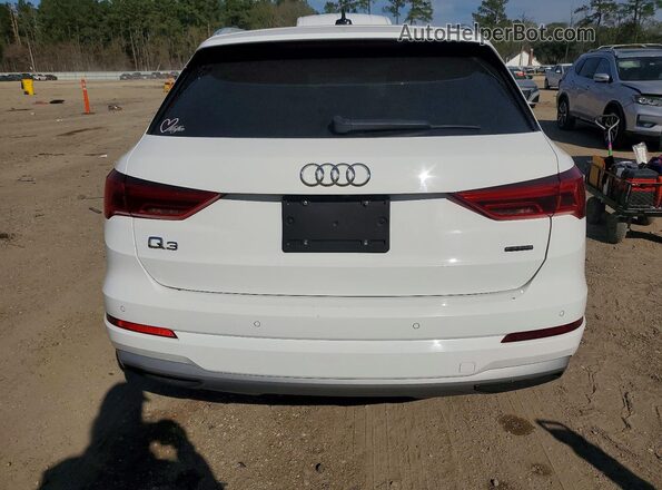 WA1AECF39L1041664 2020 AUDI Q3 Белый Вид салона спереди
