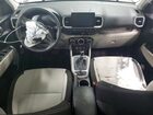 2025 Hyundai Venue Sel White vin: KMHRC8A38SU353034