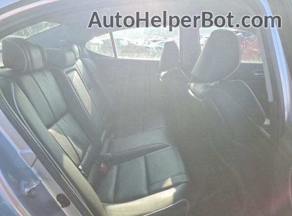 19UUB2F42LA006318 2020 ACURA TLX Silver Вид задніх сидінь