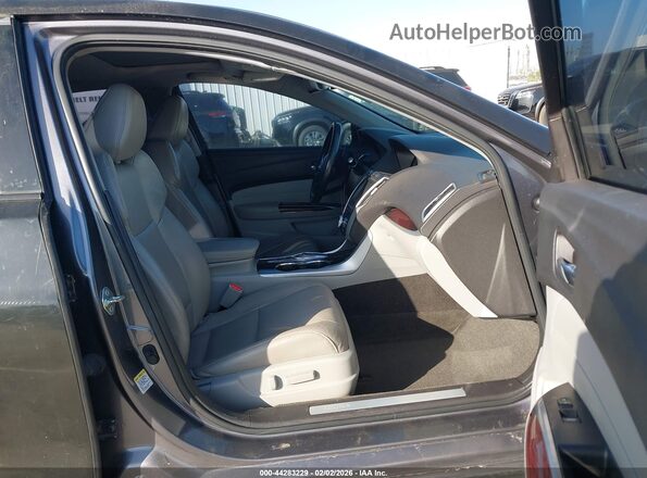 19UUB2F59HA002640 2017 ACURA TLX Черный Вид салона спереди