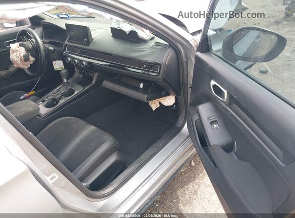 19XFL2H84SE024030 2025 HONDA CIVIC SEDAN Серебряный Вид салона спереди