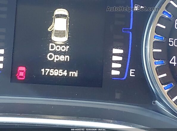 1C3CCCAB1HN506526 2017 CHRYSLER 200 Черный 