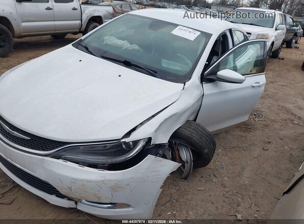 1C3CCCAB3HN500601 2017 CHRYSLER 200 Белый Вид спереди
