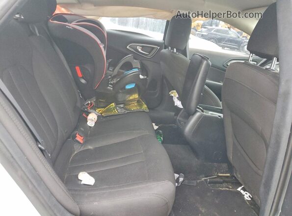 1C3CCCAG2GN148511 2016 CHRYSLER 200 Белый Вид задних сидений