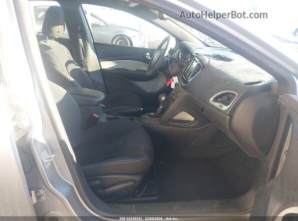 1C3CDFBB4GD531602 2016 DODGE DART Черный Вид салона спереди