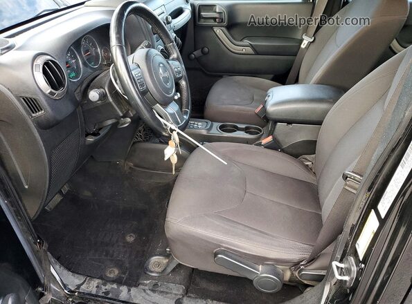 1C4BJWDG2HL536460 2017 JEEP WRANGLER Черный Вид салона спереди