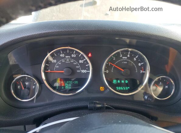 1C4BJWDG7HL514664 2017 JEEP WRANGLER Черный Вид щитка приборов