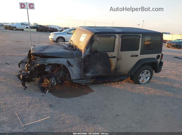 1C4BJWDG8GL316349 2016 JEEP WRANGLER UNLIMITED Желто-коричневый Вид задней части салона