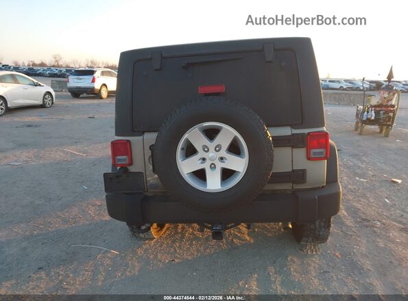 1C4BJWDG8GL316349 2016 JEEP WRANGLER UNLIMITED Желто-коричневый 