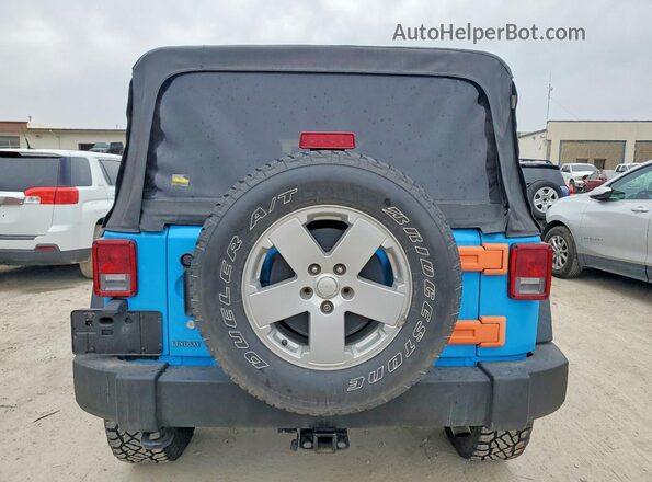 1C4BJWDG9HL738714 2017 JEEP WRANGLER Синий Вид сзади