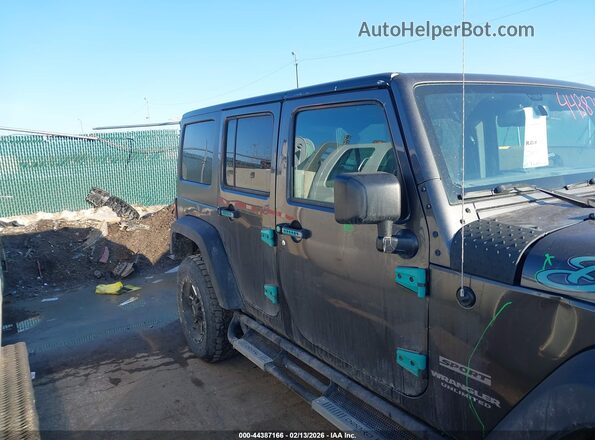 1C4BJWDGXHL755134 2017 JEEP WRANGLER UNLIMITED Серый Вид задней части салона
