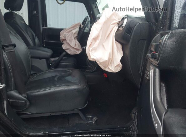 1C4BJWEG2HL679035 2017 JEEP WRANGLER UNLIMITED Черный Вид салона спереди
