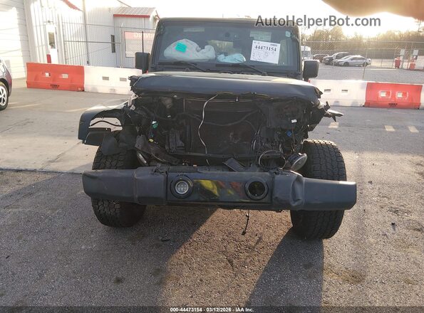 1C4BJWEG2HL679035 2017 JEEP WRANGLER UNLIMITED Черный Вид задней части салона