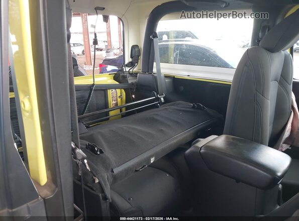 1C4GJXANXPW634017 2023 JEEP WRANGLER Желтый Вид наклейки с VIN-кодом