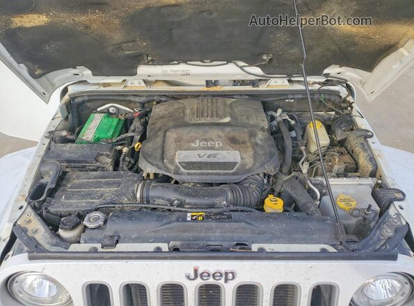 1C4HJWEG1HL599798 2017 JEEP WRANGLER Белый Вид задней части салона