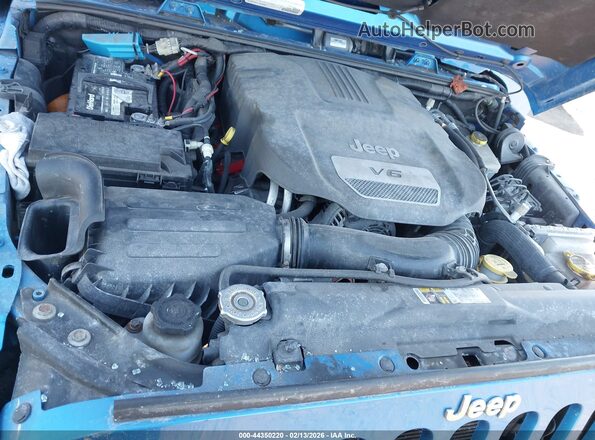 1C4HJWFG2GL224905 2016 JEEP WRANGLER UNLIMITED Синий Вид сзади