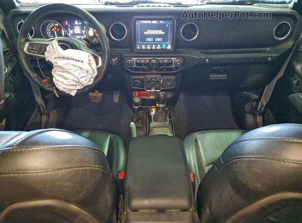 1C4JJXR63NW170973 2022 JEEP WRANGLER Серебряный Вид панели приборов