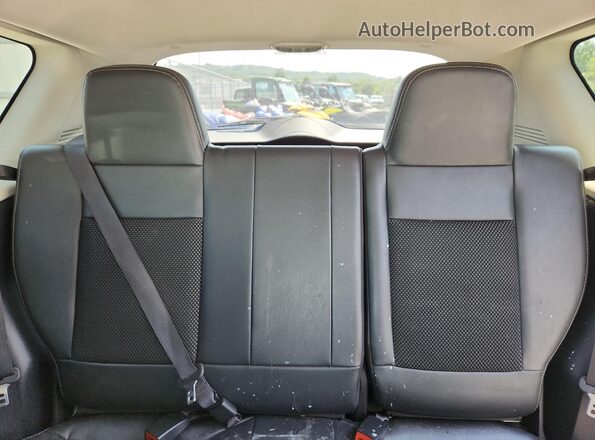 1C4NJCEA1GD620297 2016 JEEP COMPASS Белый Вид задних сидений