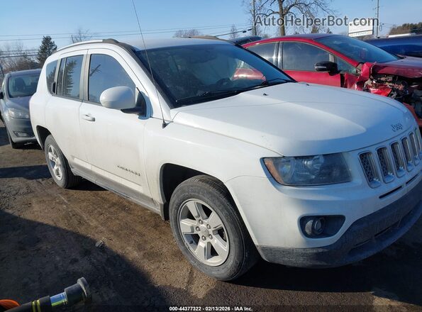 1C4NJCEB6HD160371 2017 JEEP COMPASS Белый Вид задней части салона