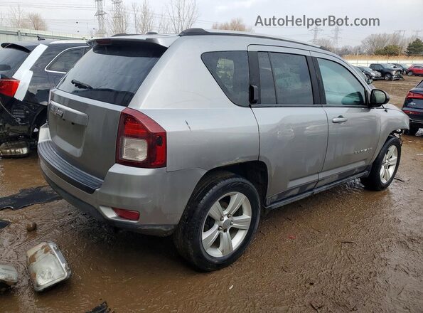 1C4NJDBB3GD778319 2016 JEEP COMPASS Серебряный Задняя правая четверть