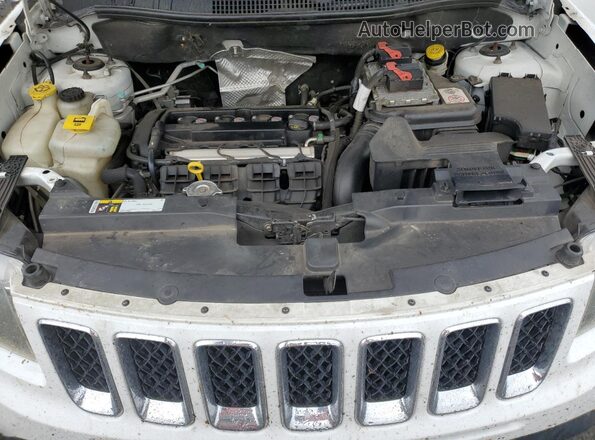 1C4NJDBB9GD662302 2016 JEEP COMPASS Белый Вид подкапотного пространства