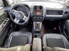 2017 Jeep Compass Latitude Серебряный vin: 1C4NJDEBXHD107565