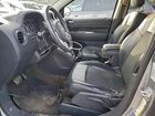 2017 Jeep Compass Latitude Серебряный vin: 1C4NJDEBXHD107565