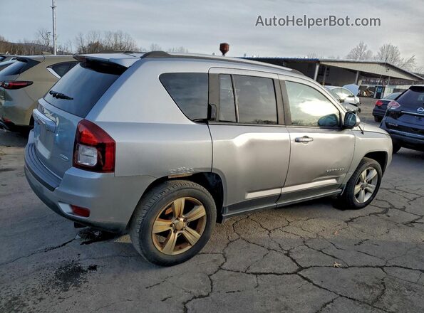 1C4NJDEBXHD107565 2017 JEEP COMPASS Серебряный Передняя правая четверть