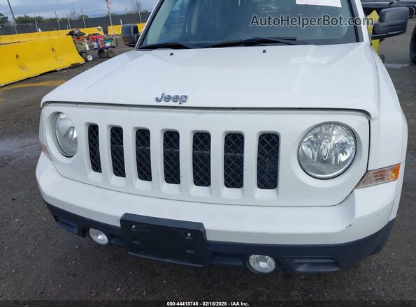 1C4NJPBA7HD125082 2017 JEEP PATRIOT Белый Вид спереди