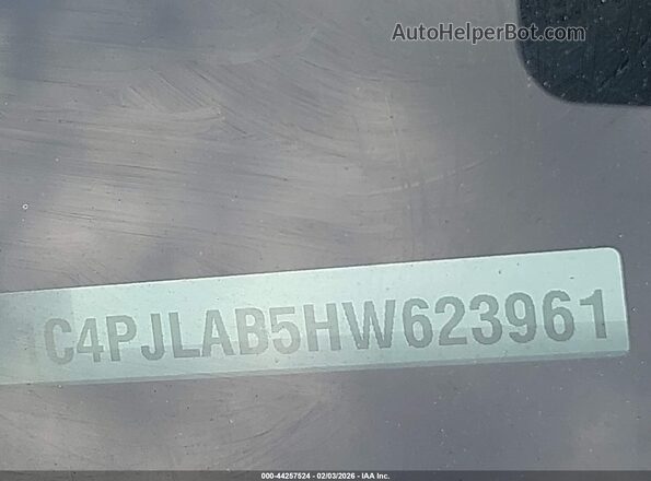 1C4PJLAB5HW623961 2017 JEEP CHEROKEE Gray 