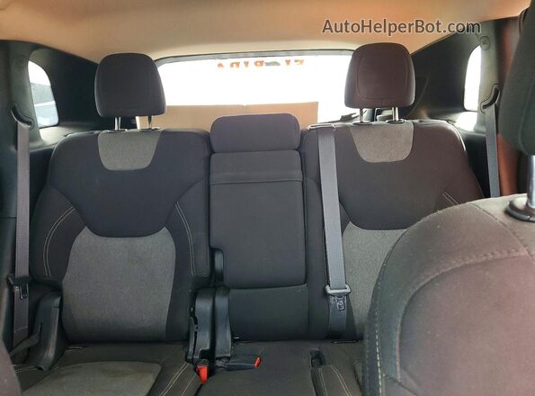 1C4PJLAS6HW661814 2017 JEEP CHEROKEE Gray Vista de los asientos traseros