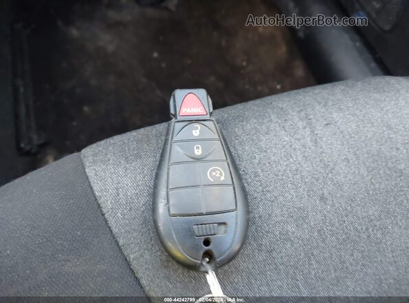 1C4PJLCB2JD538820 2018 JEEP CHEROKEE Black Dashboard view
