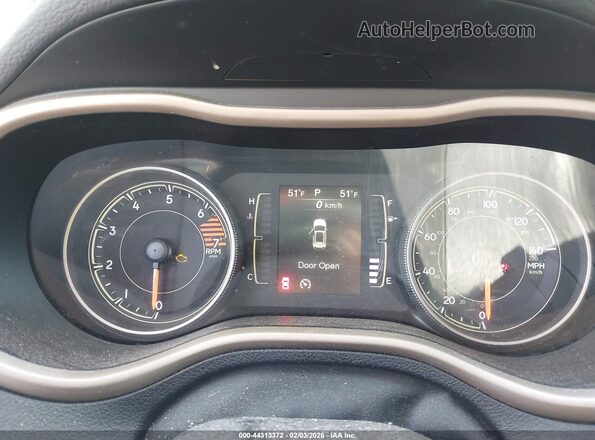 1C4PJLCB4JD611976 2018 JEEP CHEROKEE Черный Вид задних сидений
