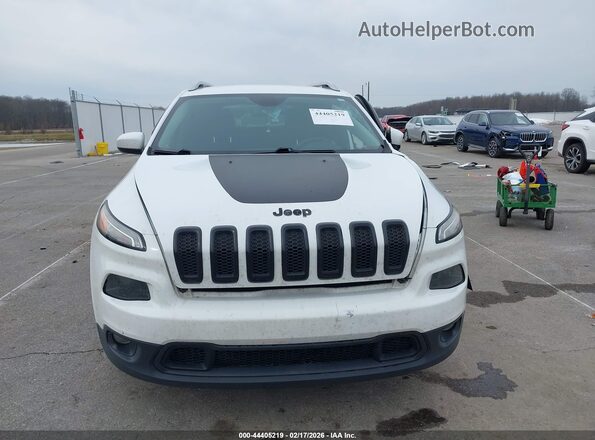 1C4PJLCB6GW110598 2016 JEEP CHEROKEE Белый Вид задней части салона