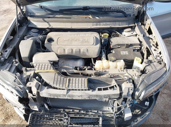 1C4PJLCB9KD222302 2019 JEEP CHEROKEE Silver უკანა ხედი