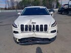 2016 Jeep Cherokee Latitude White vin: 1C4PJLCS8GW233495