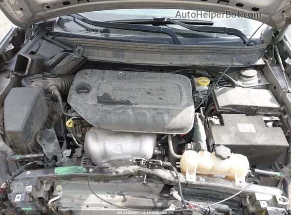 1C4PJLDB0KD403044 2019 JEEP CHEROKEE Серебряный Вид сзади
