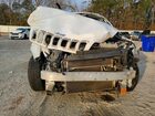 2019 Jeep Cherokee Latitude Plus White vin: 1C4PJLLB3KD109624