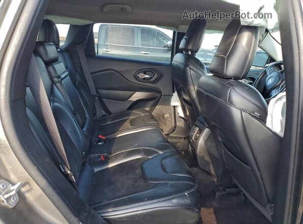 1C4PJLLB5KD154760 2019 JEEP CHEROKEE Коричневый Вид задней части салона