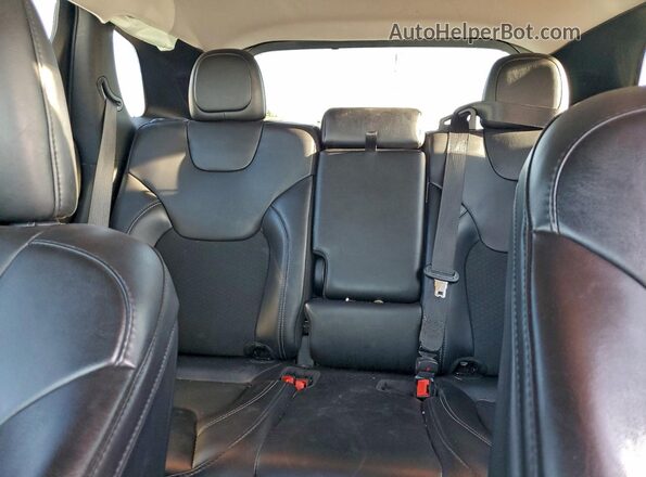 1C4PJLLB6MD112097 2021 JEEP CHEROKEE White Vista de los asientos traseros