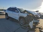 2021 Jeep Cherokee Latitude Plus White vin: 1C4PJLLB6MD112097