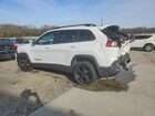 2019 Jeep Cherokee Latitude Plus Белый vin: 1C4PJLLX8KD392839