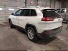 2016 Jeep Cherokee Latitude White vin: 1C4PJMCS3GW133391